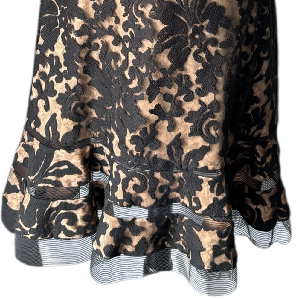 Tadashi Shoji Black Lace Midi Dress Size 10 - Picture 4 of 12